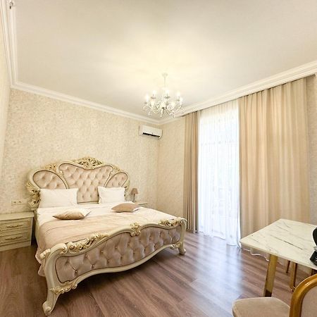 Armenia Hotel エレバン エクステリア 写真