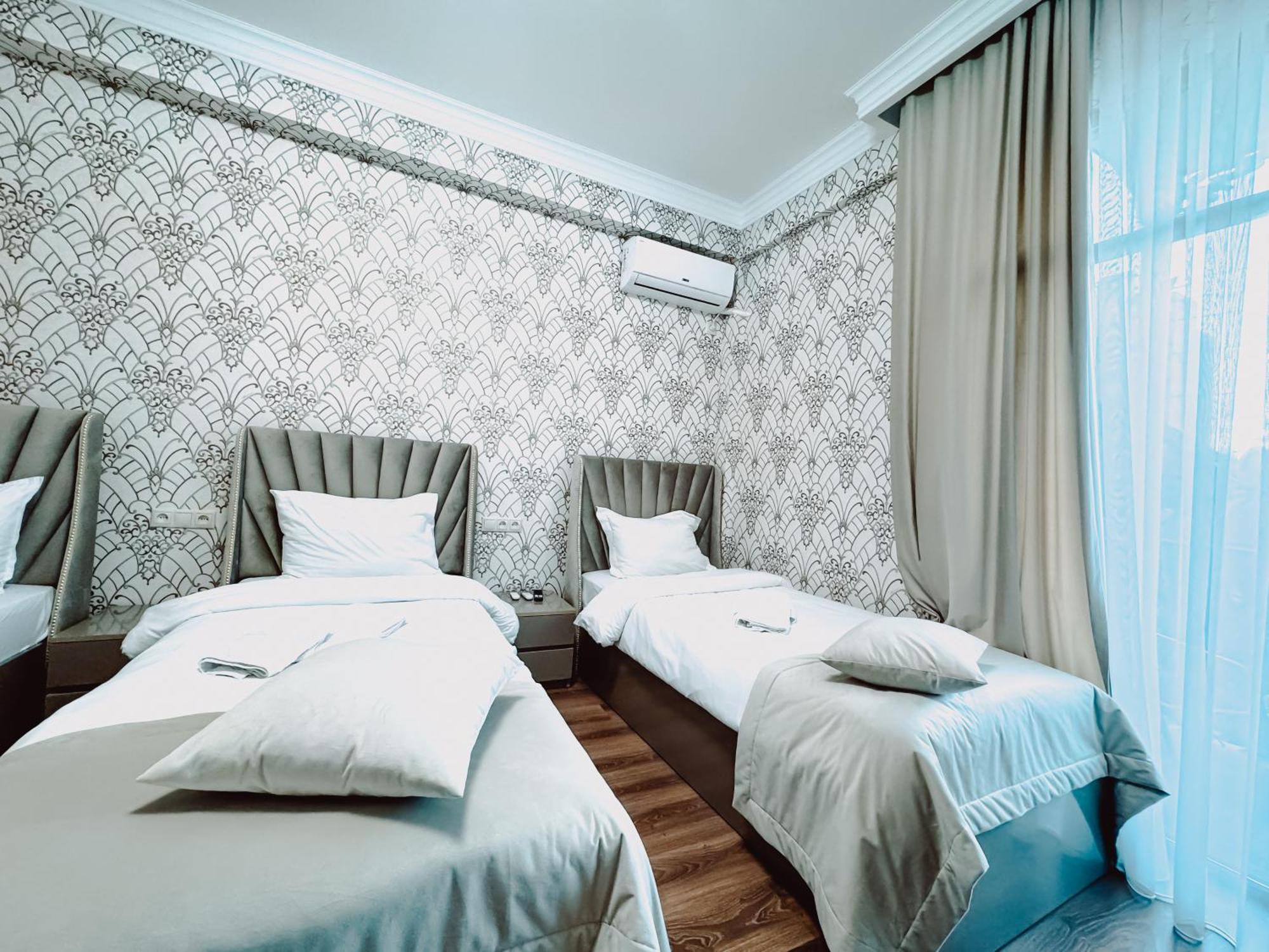Armenia Hotel エレバン 部屋 写真