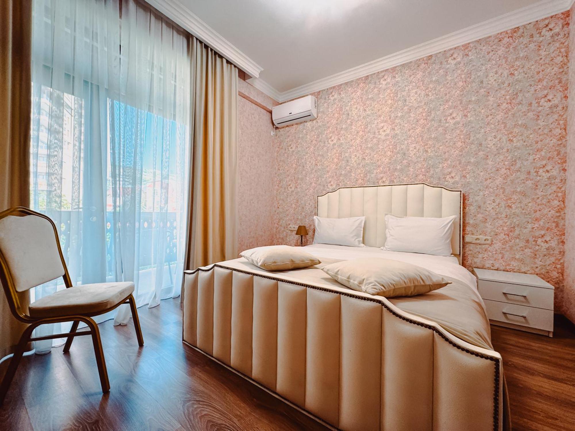 Armenia Hotel エレバン エクステリア 写真