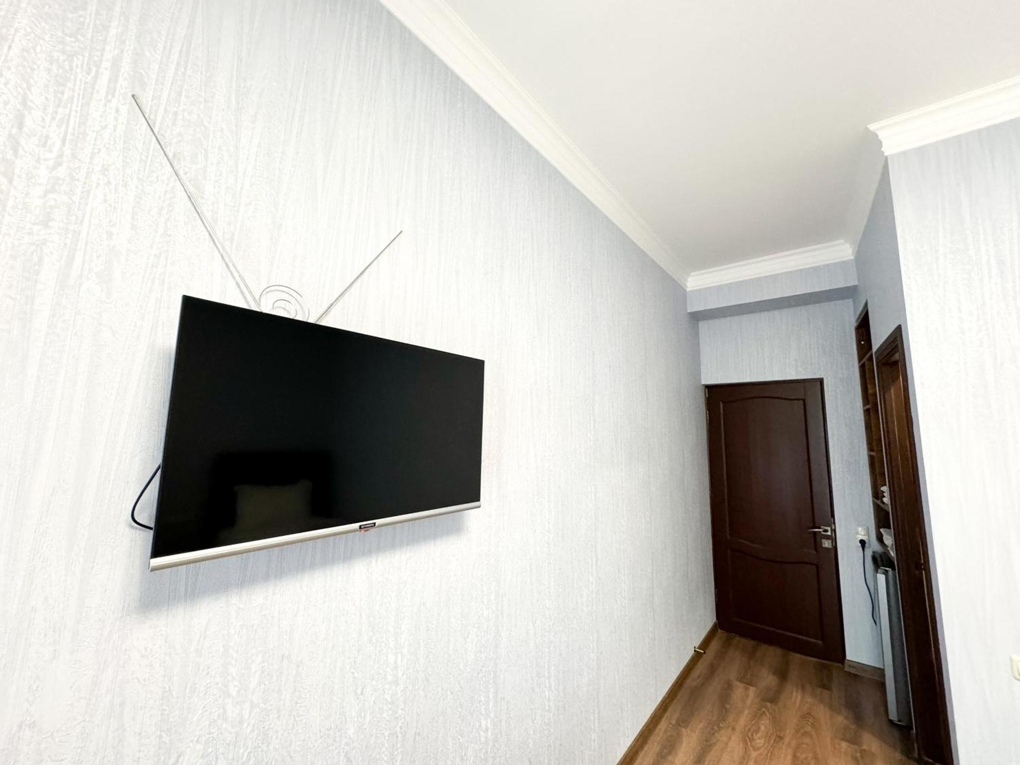 Armenia Hotel エレバン エクステリア 写真